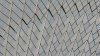 Sydney - Opera House - Detail střešní krytiny. Střídání glazovaných a matných keramických dlaždic je velmi zajímavé. Jde prý o dlaždice, dovezené ze Švédska. Každý kus je originál, na celé stavbě prý nejsou dva stejné.