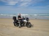 Samurai Beach - Port Stephens, New South Wales - Tak tady na motorce jen tak někdo nebyl...