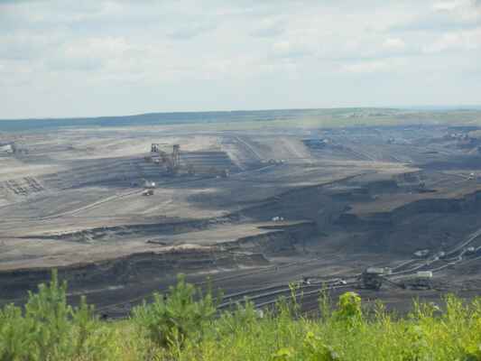 Severočeské doly- Málkov, gigantická a nepředstavite​lná plocha těžení uhlí. - Severočeské doly- Málkov, gigantická a nepředstavitelná plocha těžení uhlí.